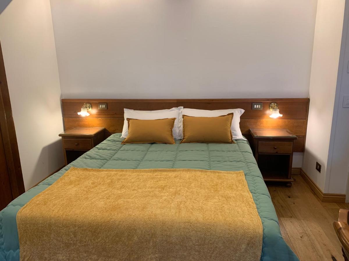 Serena Cortina Hotel 3*